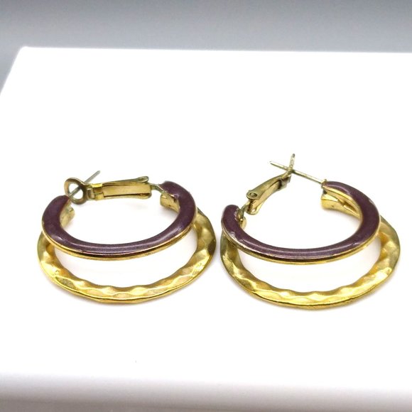 Vintage Enamel Double Hoop Earrings, Hammered Gold Tone and Plum Purple - Picture 2 of 5